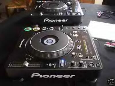 SELLING 2x PIONEER CDJ-1000MK3